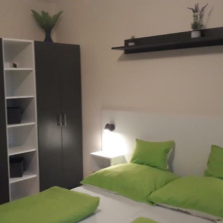 Szaloky Apartmanhaz Gyenesdiás Exteriér fotografie