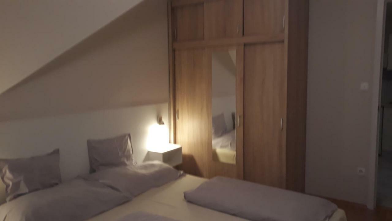 Szaloky Apartmanhaz Gyenesdiás Exteriér fotografie